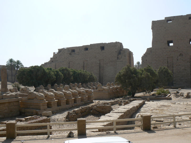 karnak-001.jpg